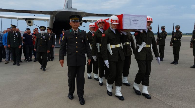 Ordulu şehit Samsun'da gözyaşları içinde karşılandı