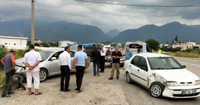 Osmaniye’de 3 aracın karıştığı kazada 2 kişi yaralandı