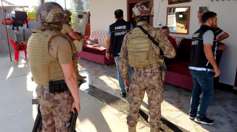 Osmaniye merkezli uyuşturucu operasyonuna 15 tutuklama