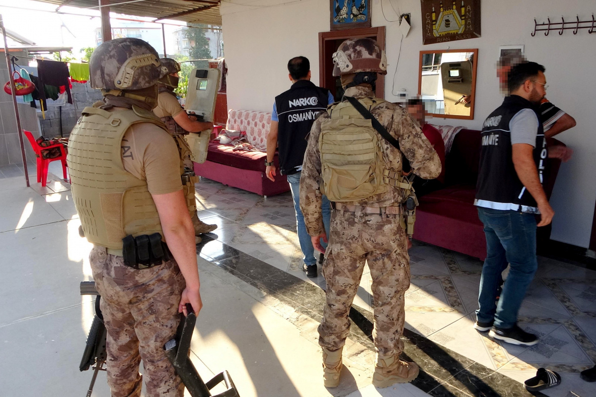 Osmaniye merkezli uyuşturucu operasyonuna 15 tutuklama