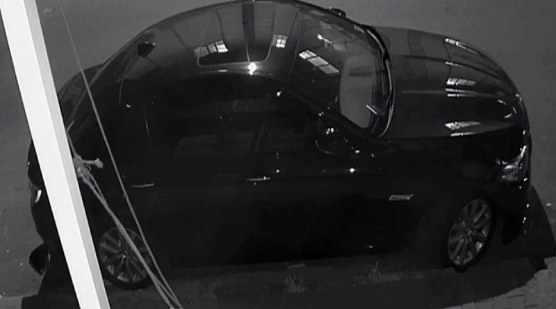 Oto fareleri 160 bin TL’lik soygun yaptı; o anlar kameraya yansıdı