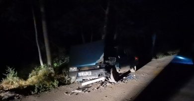 Otomobil ile kamyonet çarpıştı: 6 yaralı