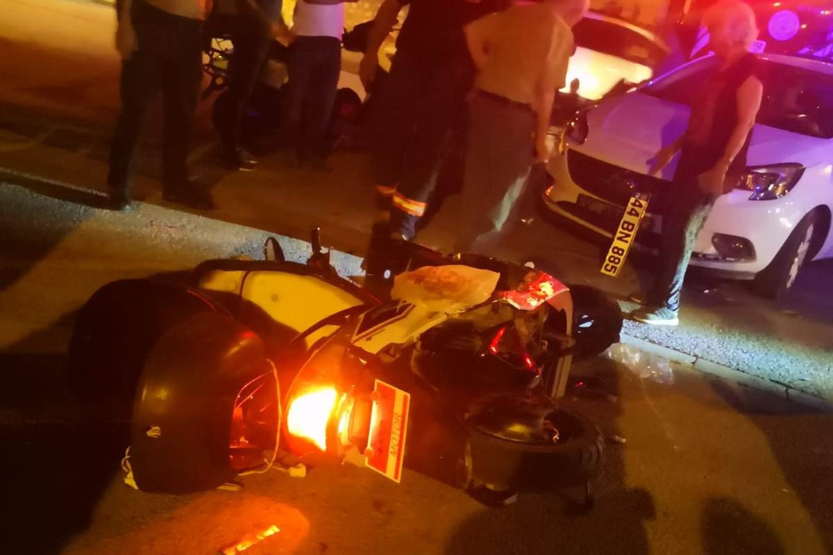 Otomobil ile motosiklet çarpıştı: 1 yaralı
