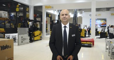 Otonom yükleme ve istifleme makineleri görücüye çıktı