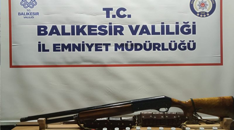 Polis ve jandarma Balıkesir'de suçlulara göz açtırmıyor