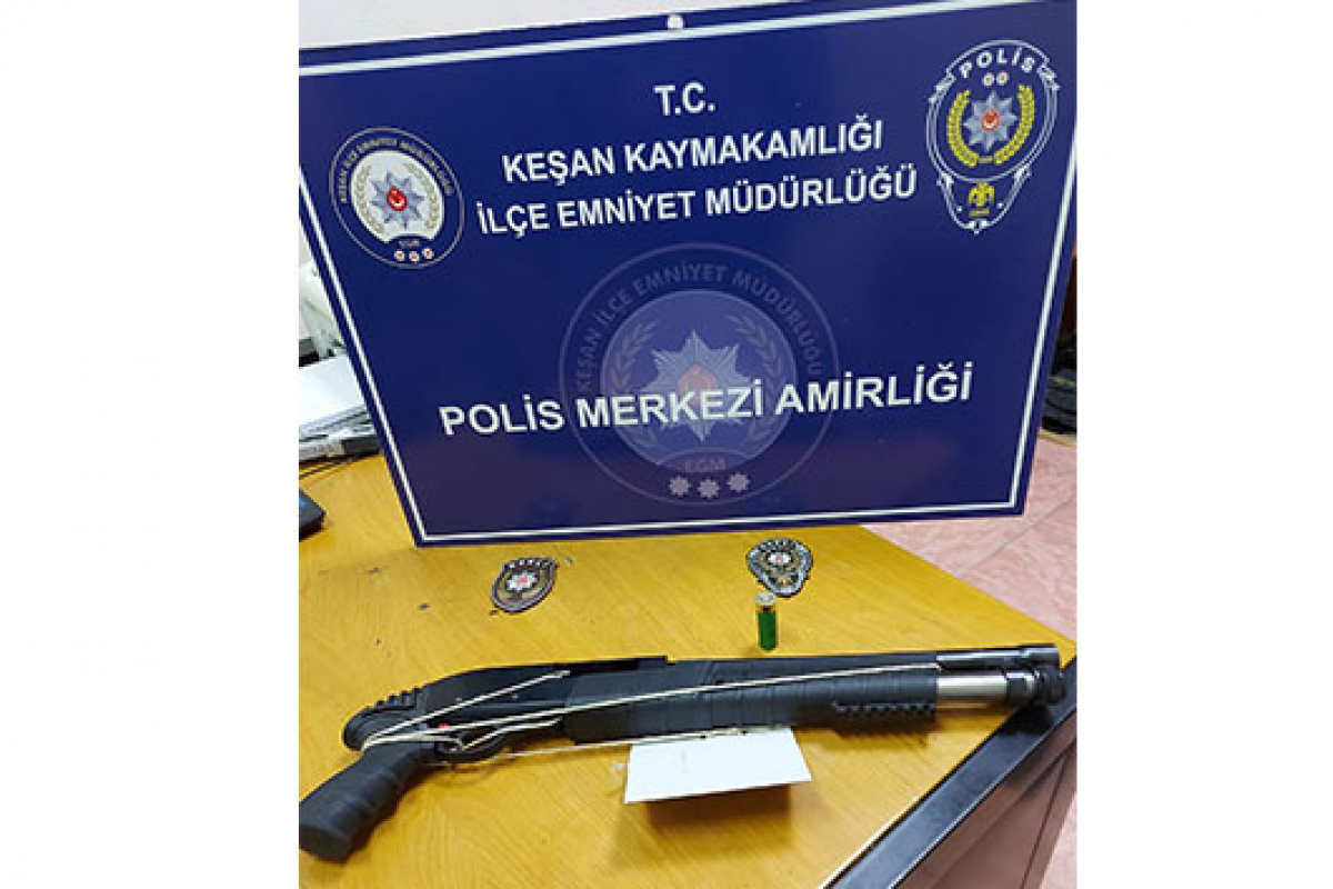 Pompalı tüfekle gezen çocuklar polise yakalandı
