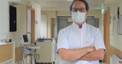 Prof. Dr. Alper Şener: 'Pandemi bitti demek için henüz erken'