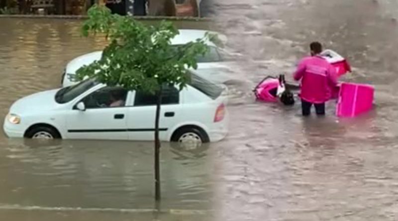 Sağanak yağış yolları göle çevirdi, araçlar yollarda kaldı