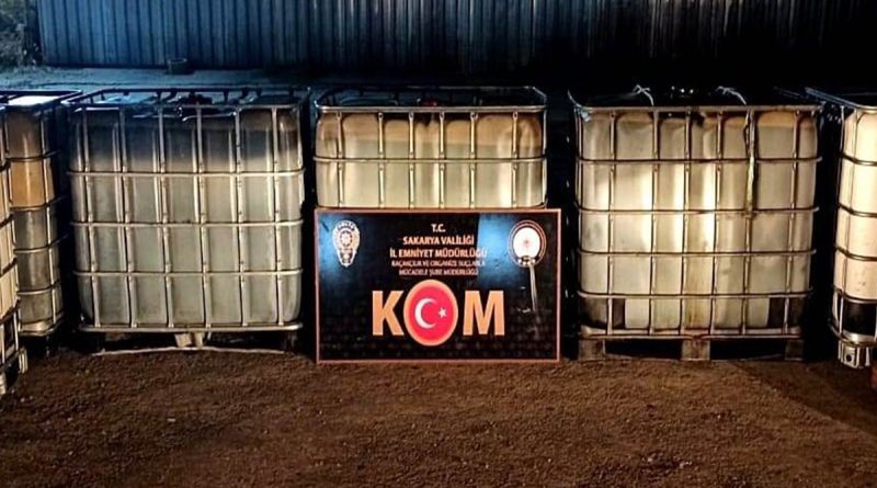 Sakarya’da 5 bin 140 litre gümrük kaçağı petrol ele geçirildi