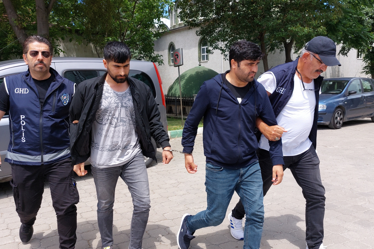 Samsun'da göçmen kaçakçılığı operasyonu: Yabancı uyruklu 2 kişi gözaltına alındı
