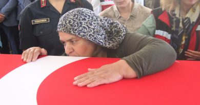 Şehit ablasından yürek dağlayan feryat