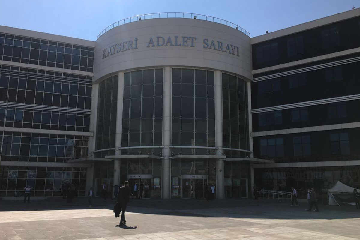 Sosyal medya dolandırıcılığından yargılanan sanığa 4 yıl hapis