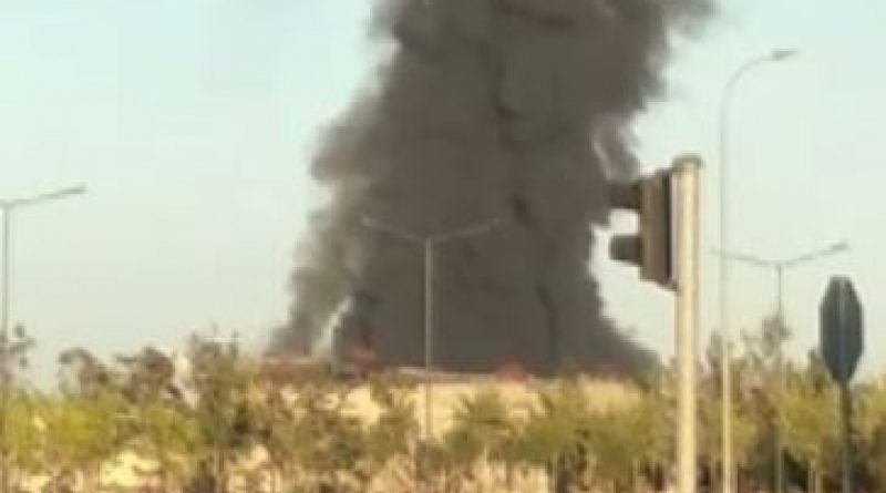 Terlik fabrikasında korkutan yangın