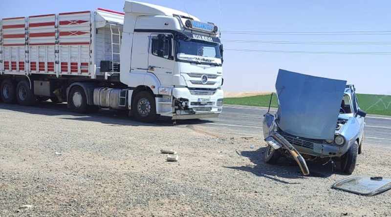Tır ile otomobil çarpıştı: 2 yaralı