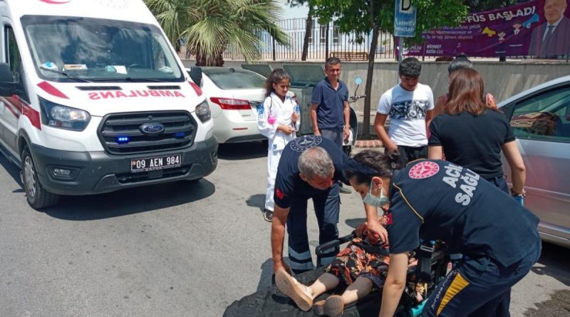 Torununa araba çarpan kadın fenalaştı