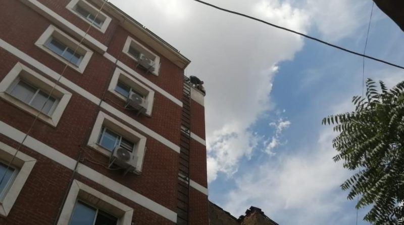 Turgutlu'da intihar girişiminde bulunan genci vatandaş kurtardı