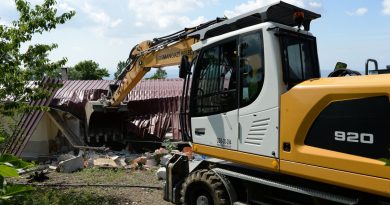 Uludağ eteklerinde kaçak yapı operasyonu