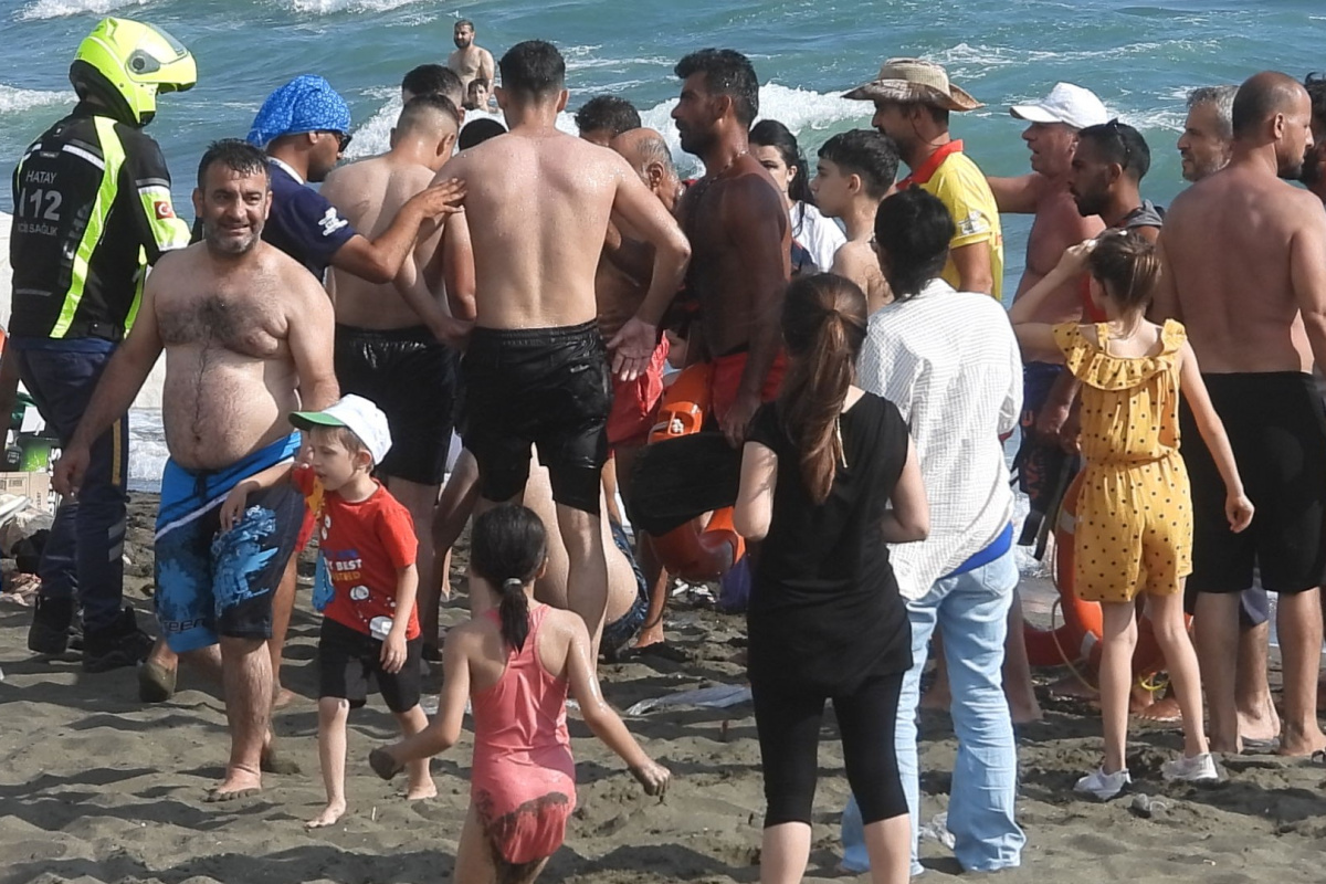 Uyarıları dinlemediler boğulma tehlikesi geçirdiler