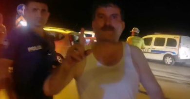 Uygulamadan kaçan alkollü sürücü polis otosuna çarptı