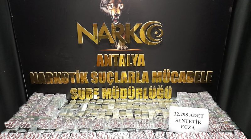 Uyuşturucu sevkiyatı yapacakken yakalandılar