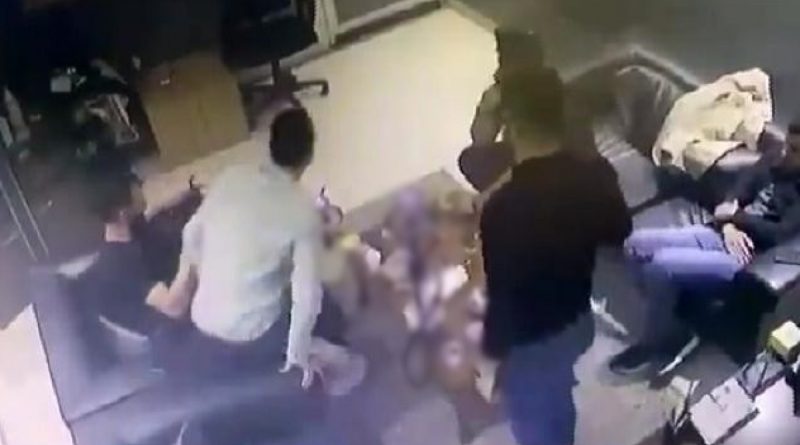 Van depreminin panik anları kamerada