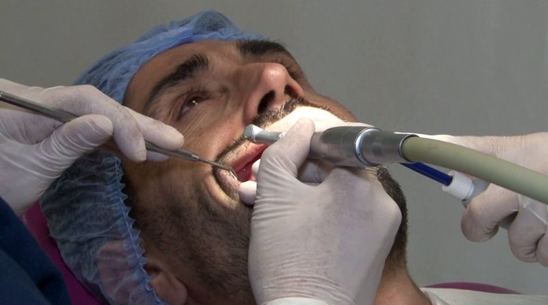 Yabancı turistlerden diş estetiğinde ‘Hollywood Smile’ ilgisi