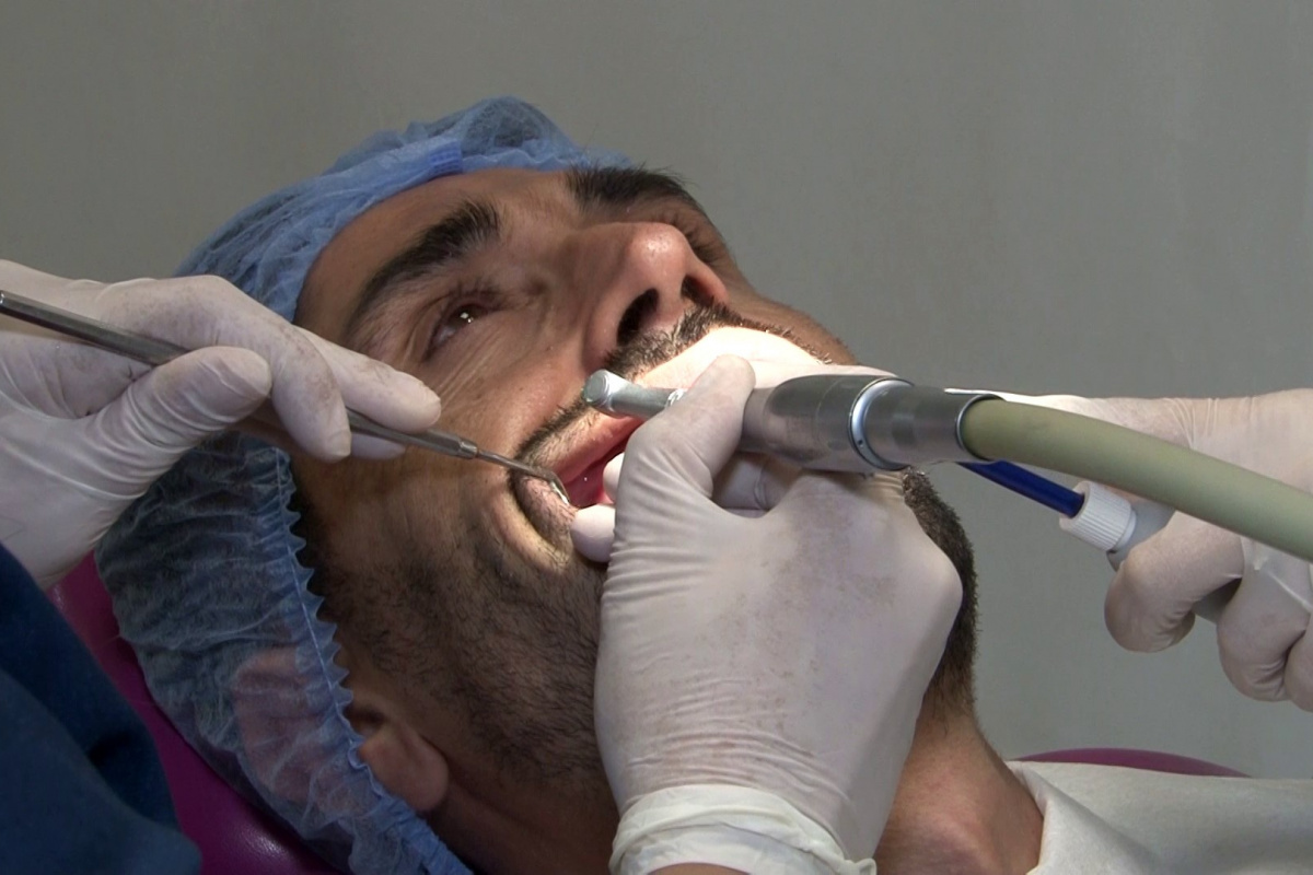 Yabancı turistlerden diş estetiğinde ‘Hollywood Smile’ ilgisi