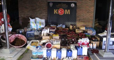 Yalova’da 1 ton 80 kilo kaçak nargile tütünü ele geçirildi