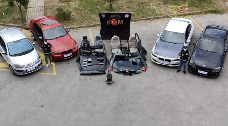 Yalova merkezli 3 ilde 'change oto ve oto parçası' operasyonu