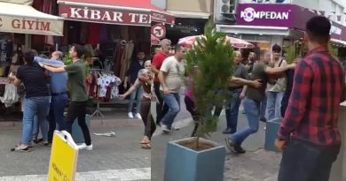 Yaşlı simitçiyi dövenleri kadın ayırmaya çalıştı