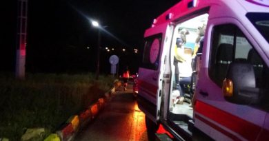 Yolcu otobüsü şarampole yuvarlandı: 1 ölü, 19 yaralı