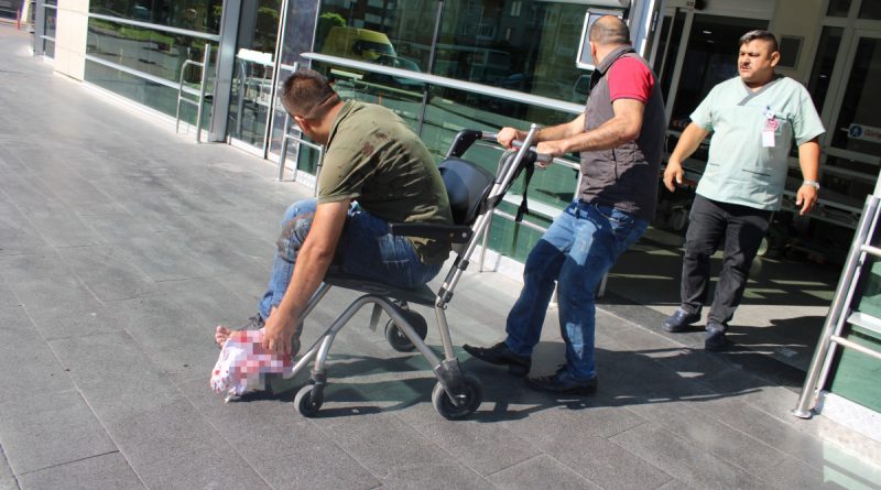 Acemi kasaplar hastanelik oldu