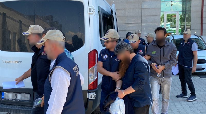 Adliyeye sevk edilen 11 DEAŞ şüphelisinden 6’sı tutuklandı