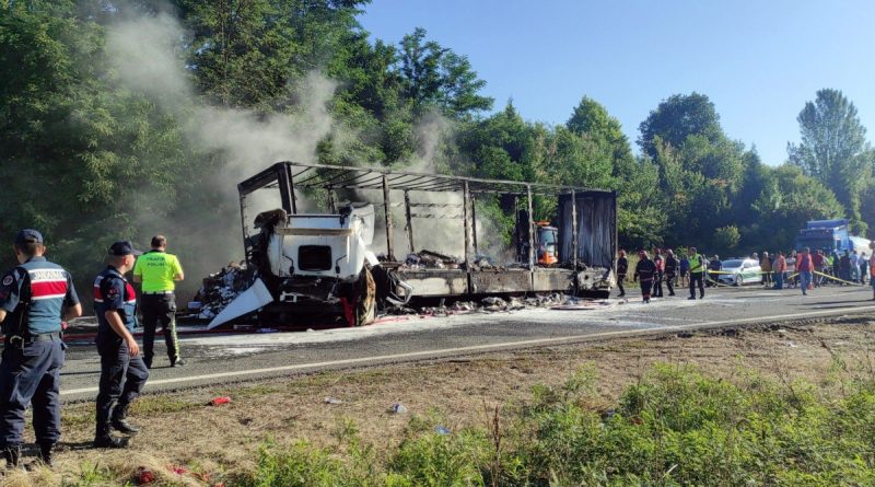 Anadolu Otoyolu’nda feci kaza!