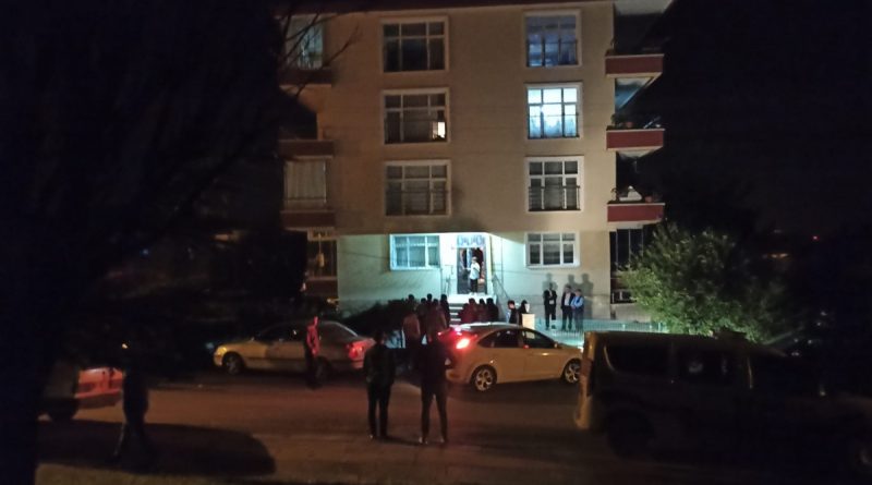 Ankara’da koca dehşeti: Kayınbabasını bıçaklayarak öldürüp eşini yaraladı