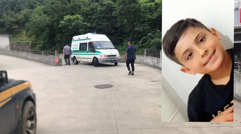 Artvin’de denizde kaybolan 10 yaşındaki Utku’nun cansız bedeni bulundu