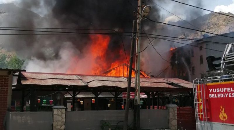 Artvin’de otelde korkutan yangın