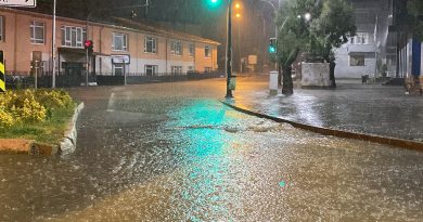 Beykoz’da sağanak sebebiyle caddeler ve evleri su bastı