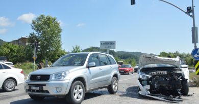 D650 karayolunda cip ile otomobil çarpıştı: 6 yaralı