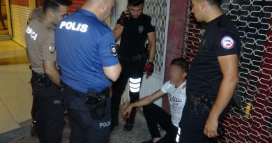 Eşiyle alışveriş yapan kadına laf attığı iddia edilen şahsa meydan dayağı