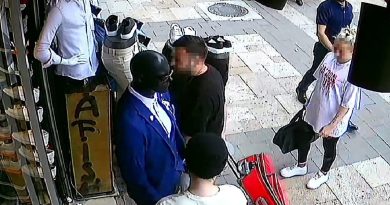 Eski patrona akıl almaz tuzak; Boş valizle gelip 200 bin liralık kıyafet çaldı