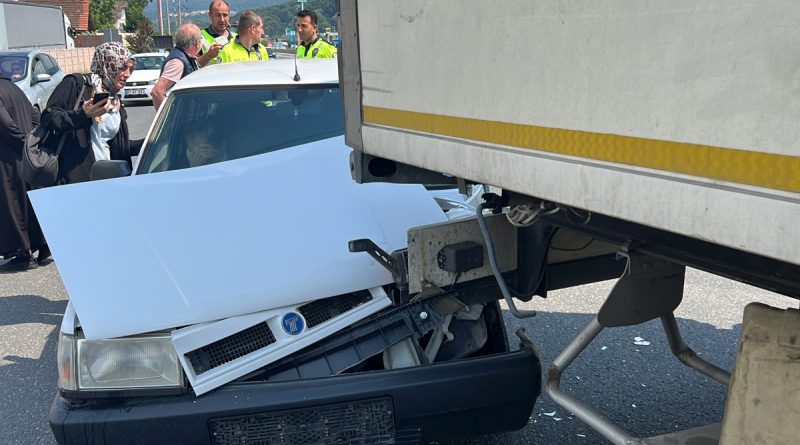 Hastaneye giderken kaza yaptılar