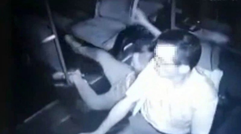 İETT otobüsü manevra yaptı, düşen yolcu bel kemiğini kırdı