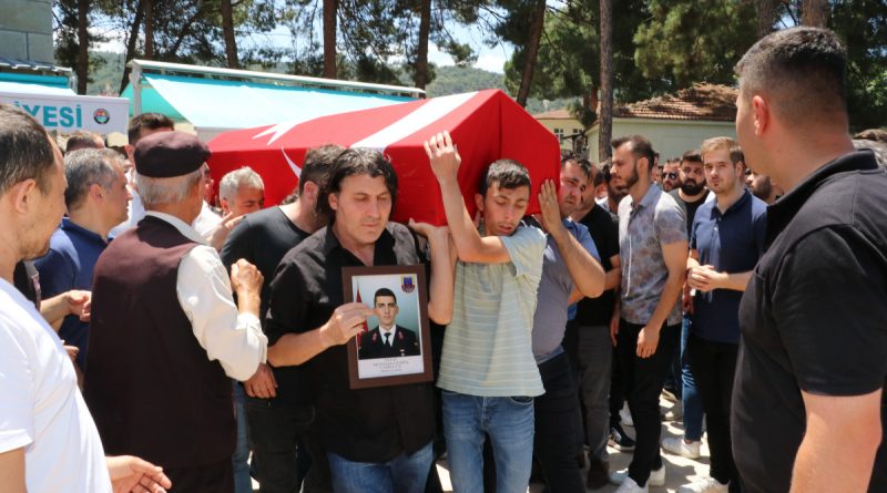 Kars’ta kazada ölen astsubay Amasya'da toprağa verildi