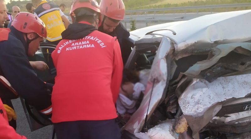 Katliam gibi kaza: Aynı aileden 5 kişi hayatını kaybetti!