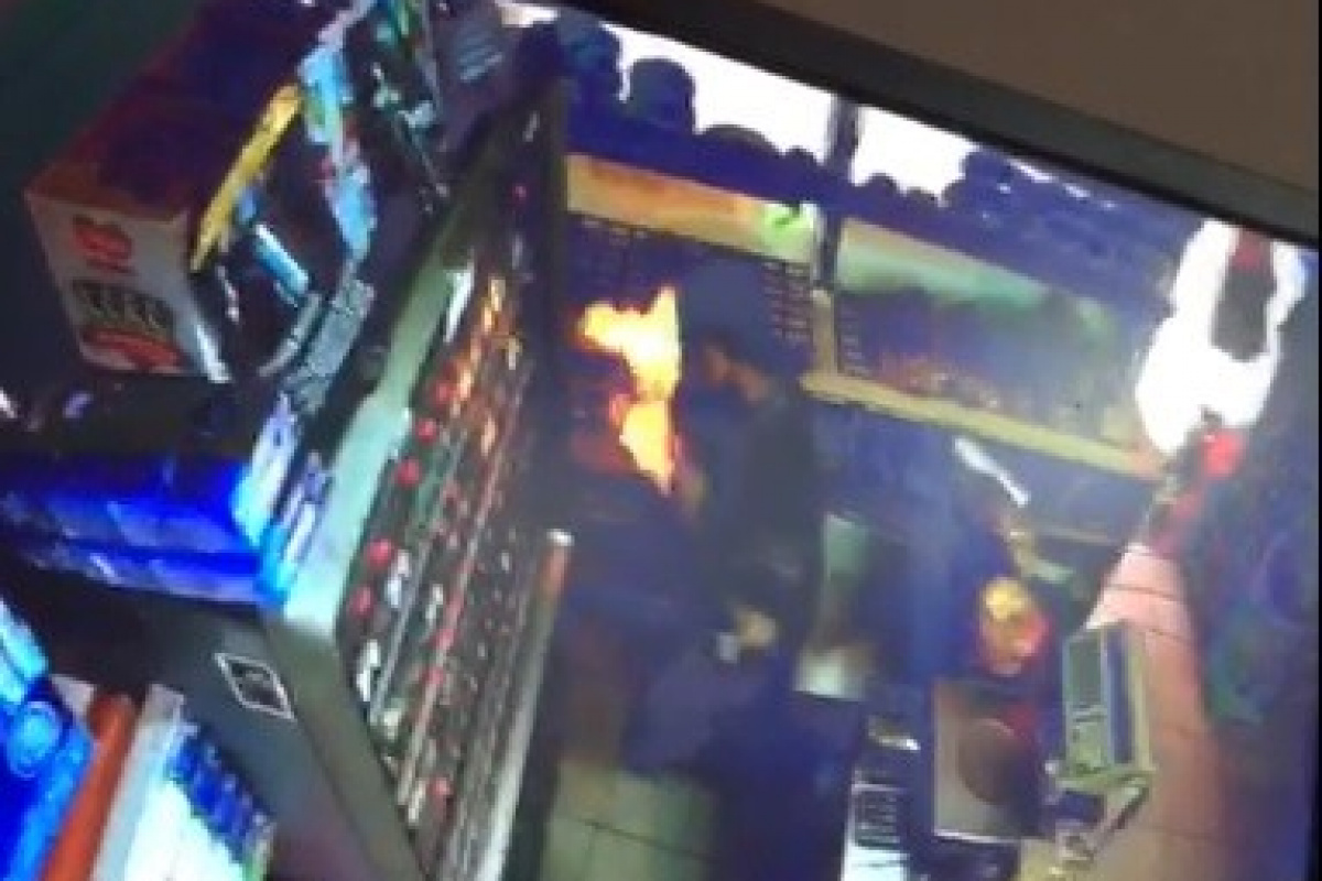 Kolonya faciaya yol açıyordu, yanmaktan son anda kurtuldu