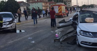 Konya’da 3 araçlı zincirleme kaza: 13 yaralı