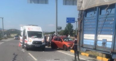Manisa'da trafik kazası: 1'i ağır 5 yaralı