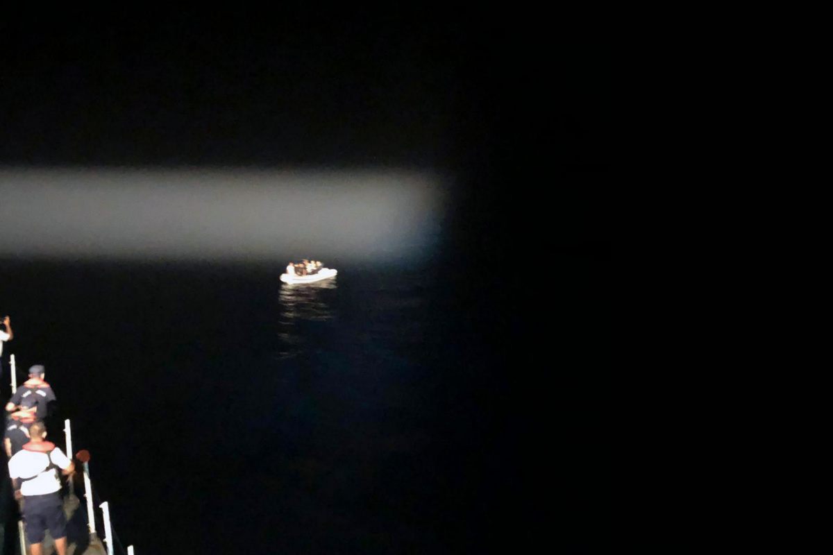 Marmaris’te 9 göçmen kurtarıldı