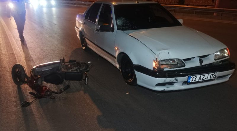 Otomobil elektrikli bisiklete çarptı: 2 yaralı